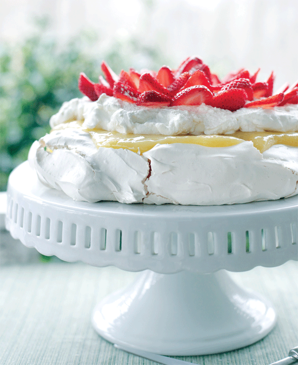 Free Project: Strawberry and Lemon Curd Pavlova from Handmade Gatherings